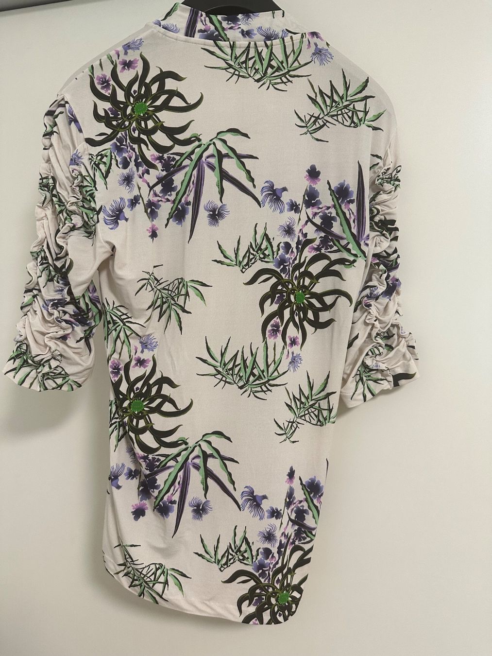 Kenzo Top: KENZO Top Gr M – Nuovo (secondo la descrizione) da Basel venduto da iulia_haul 2