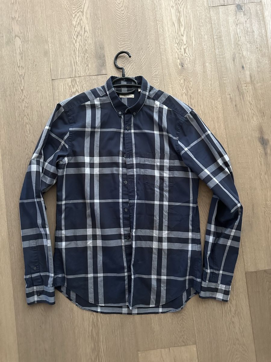 Burberry Camicie: Burberry shirt – Usato da Seltisberg venduto da izz_8xth
