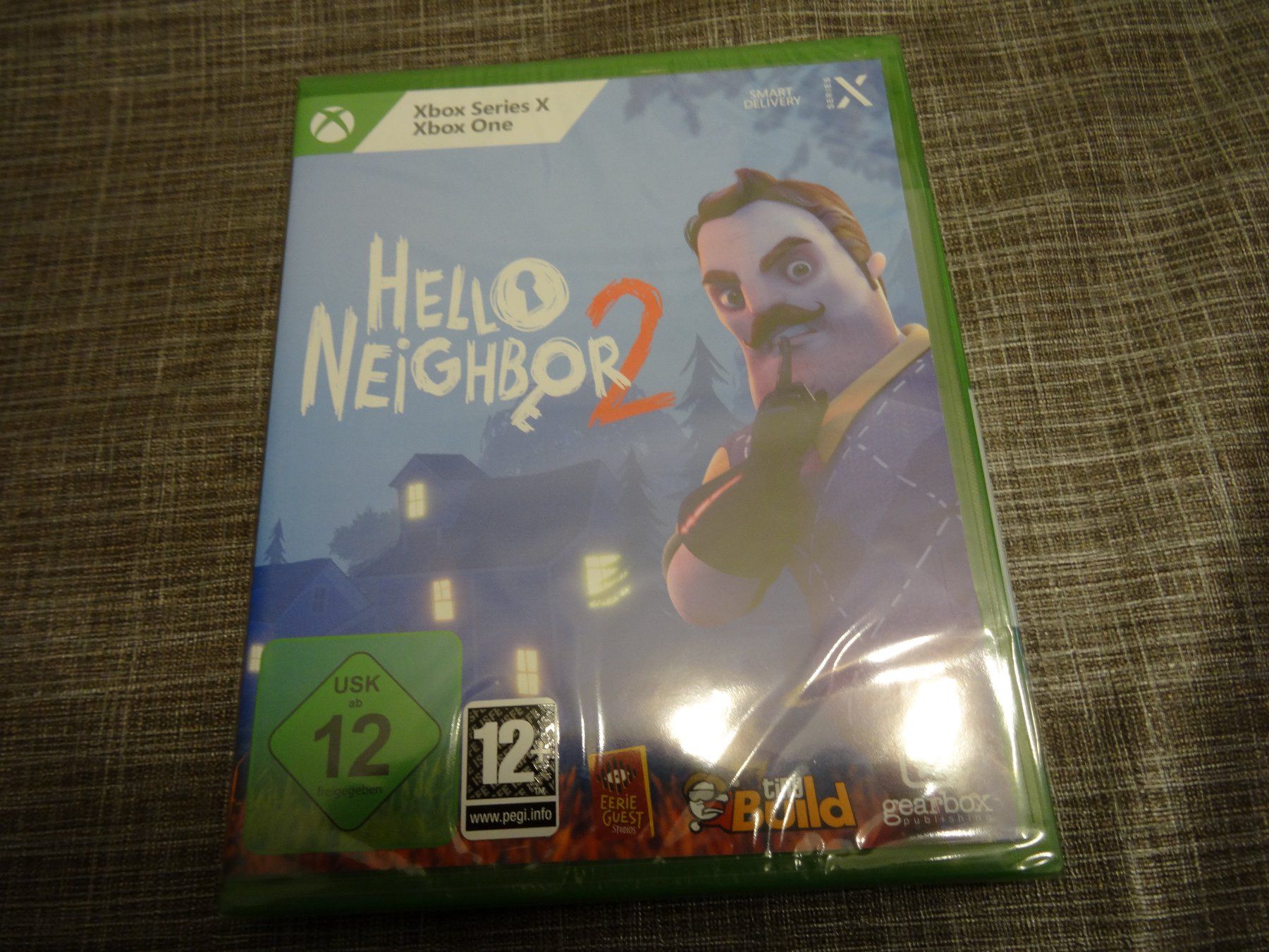 Microsoft Spiele: Hello Neighbor 2 XBOX ONE CLASSIC NEUWARE – Neu und originalverpackt aus Olten von Disc-Ausverkauf