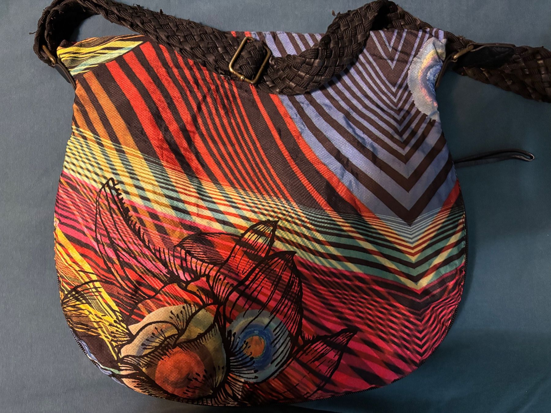 Desigual Borse da donna: Handtasche Desigual bunt gemustert mit Schmetterling – Usato da Bülach venduto da bjoernbenny 6