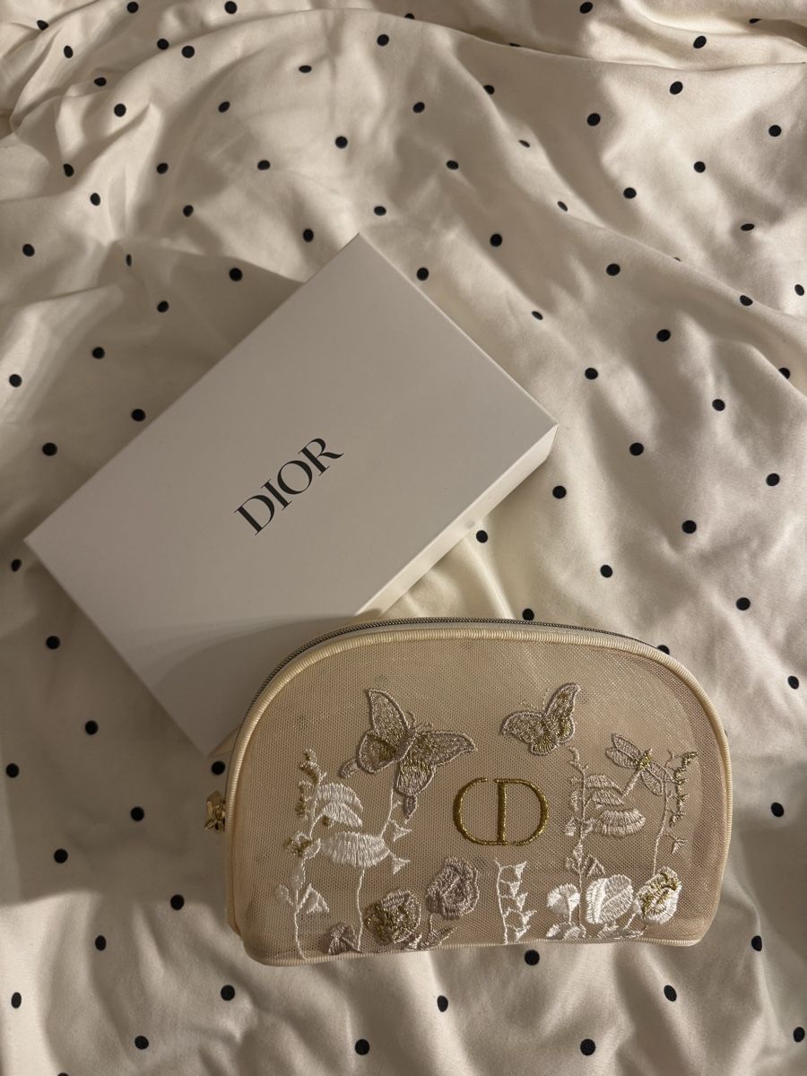 Dior Custodie per cosmetici: Dior Necessaire Bestickt – Nuovo (secondo la descrizione) da Richterswil venduto da dil_vc79