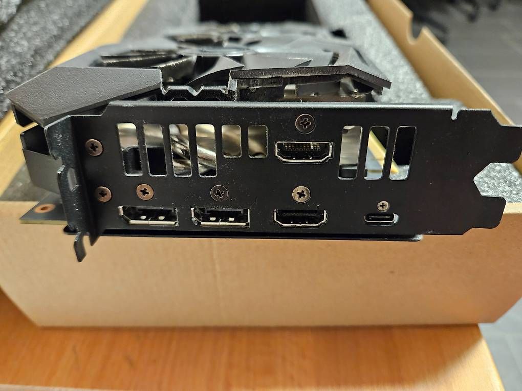 Grafikkarten: Asus ROG Strix RTX 2070  – Gebraucht aus Eglisau von Theodin82 2