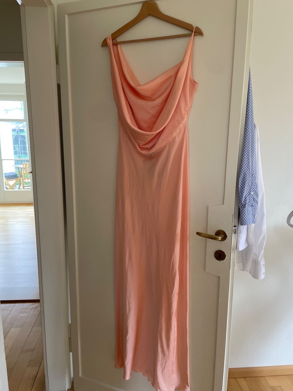 Kleider: Neues Kleid KAOÂ M lachsfarbig – Neu (gemäss Beschreibung) aus Basel von pilzliii 1