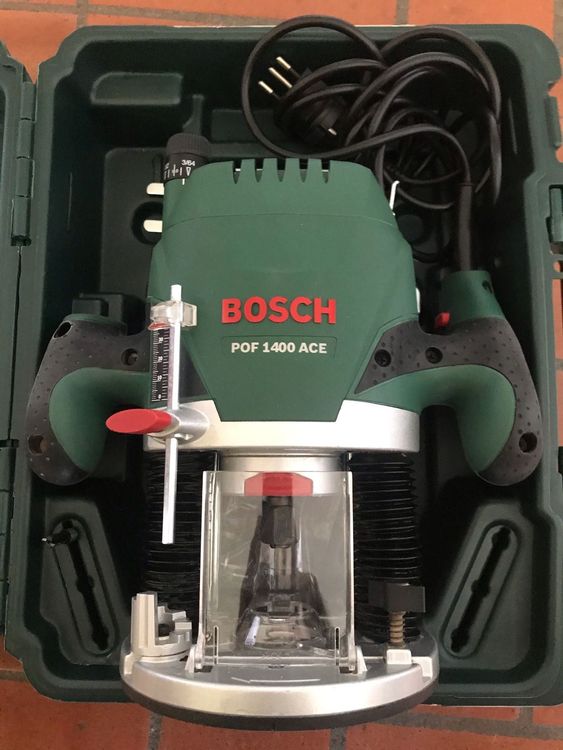 Bosch Oberfräse POF 1400 ACE mit Zubehör