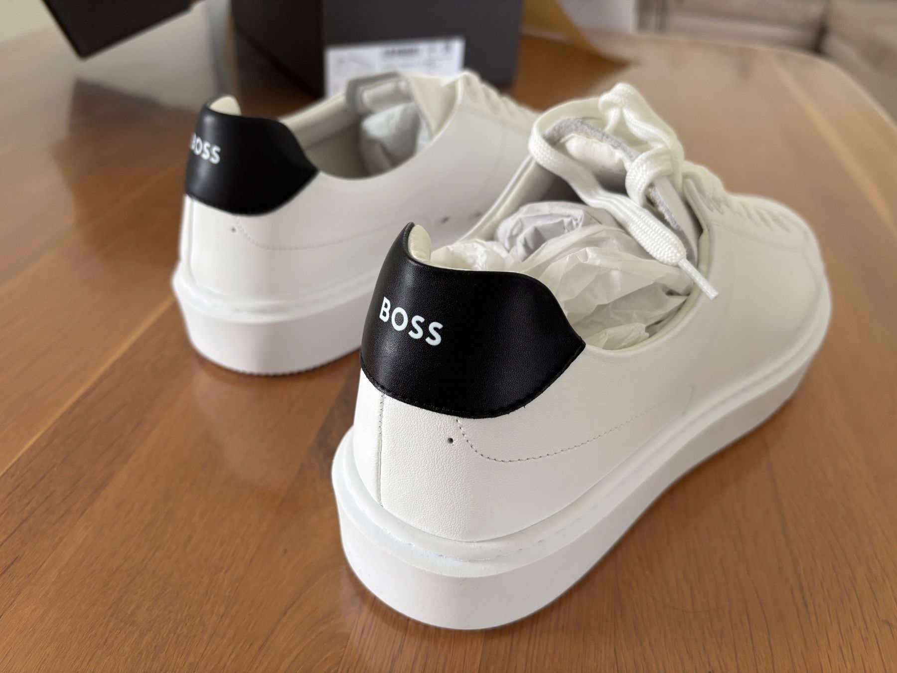 Hugo Boss Scarpe da uomo: BOSS Leder-Sneaker 'Colyn' weiß – Nuovo e nell'imballaggio originale da Thalwil venduto da Swisshoneys 2