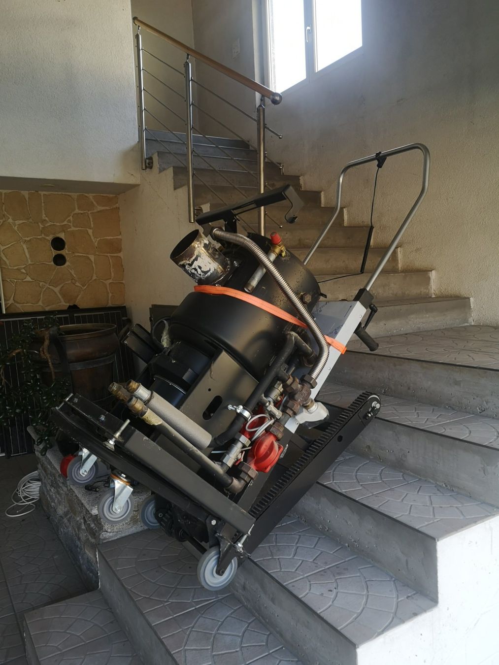 Tutte le macchine: Treppensteiger, Raupentransporter – Nuovo e nell'imballaggio originale da Castione venduto da Giusel 1