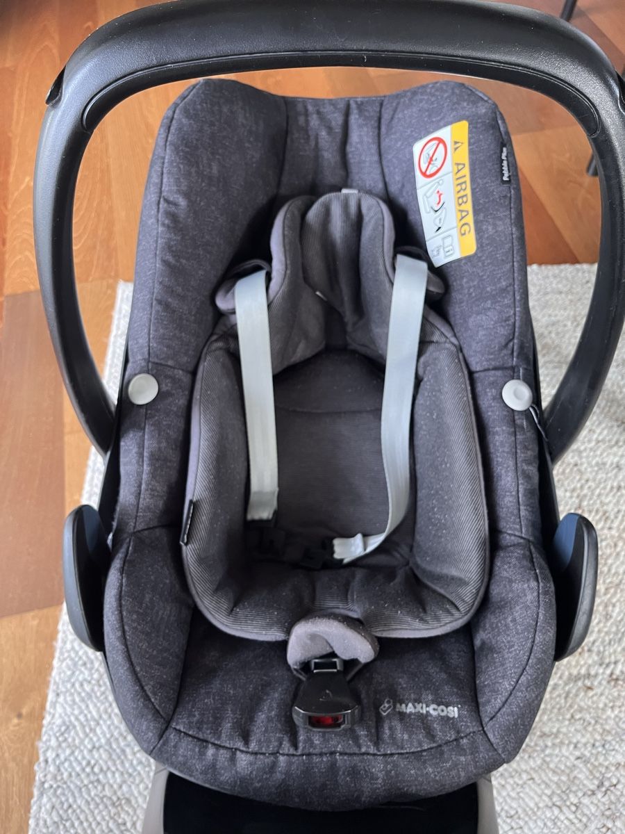 Maxi-Cosi Seggiolini per auto: Maxi-Cosi Pebble Plus Kindersitz mit Basis grau gebraucht – Usato da Udligenswil venduto da lia_082012 6