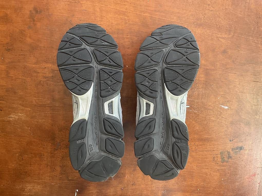 Scarpe da uomo: ASICS GEL-NYC Mid Grey / Sheet Rock Gr. 39 – Usato da Zuerich venduto da kuit 4