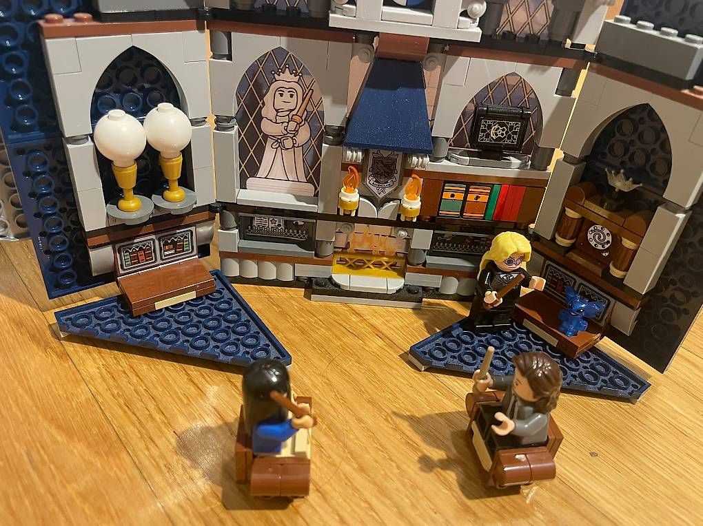 Giocattoli: LEGO Hausbanner Gryffindor & Ravenclaw + Extra – Usato da Unterengstringen venduto da mrs_bambee 3