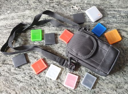 NINTENDO DS LITE REISETASCHE PLUS 12 SPIELEHÜLLEN