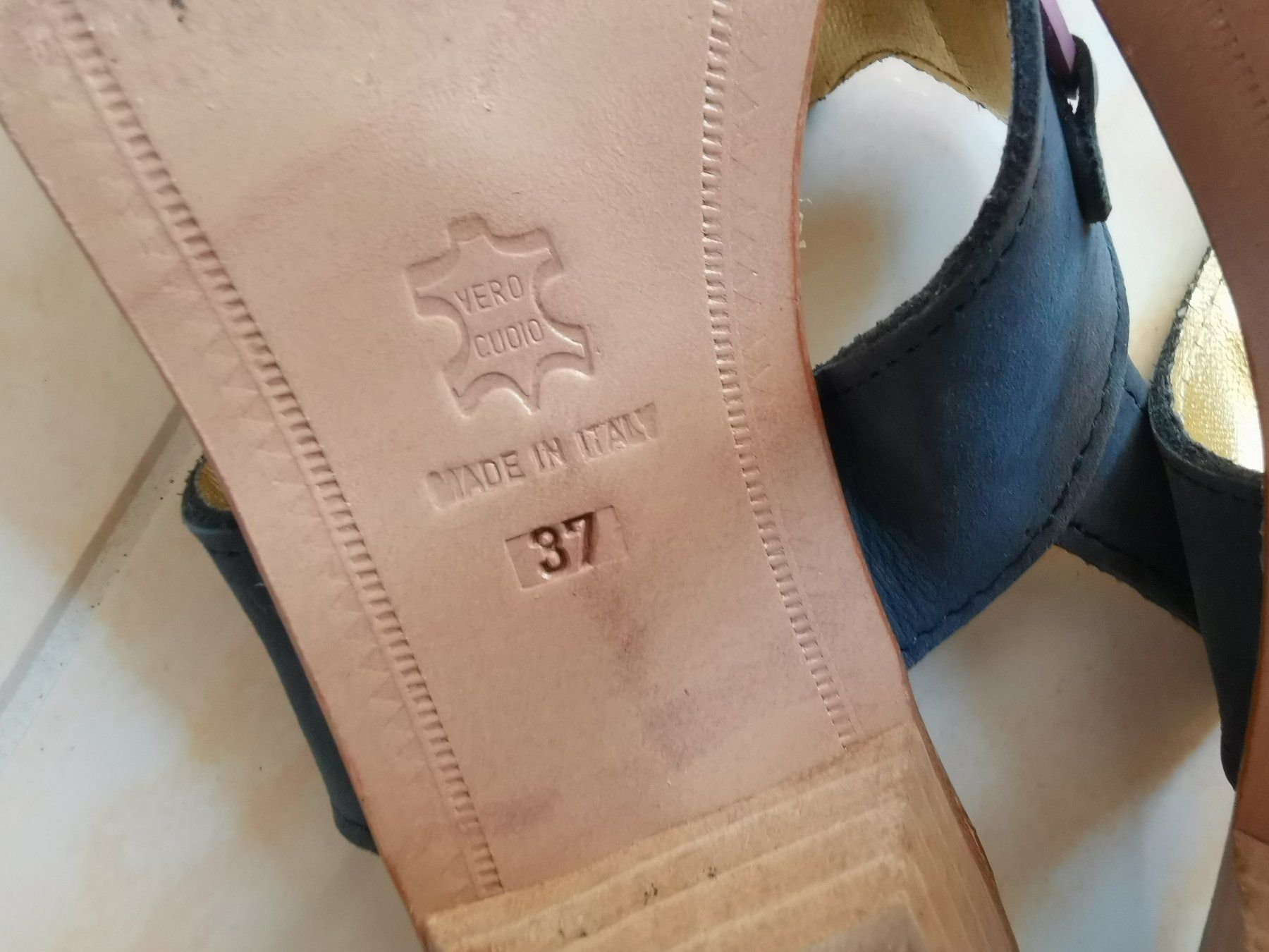 Scarpe da donna: Leder Cecilia Sandalette Gr. 37 – Usato da Dornach venduto da Hei50 5