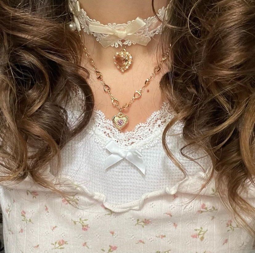 Ketten: bm(brandy melville) choker-green – Neu und originalverpackt aus Zürich von car_5bgh