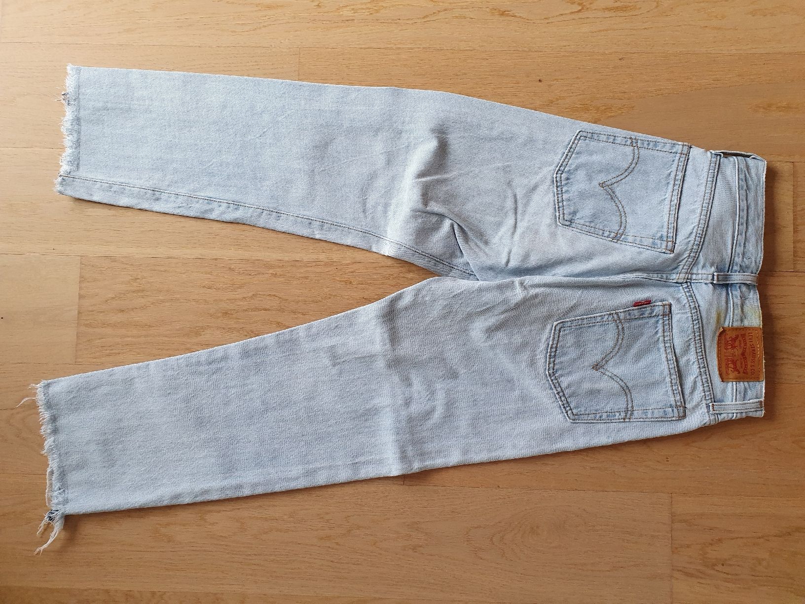 Levi's Jeans: Levis Wedgie Straight – Usato da Zürich venduto da nadiialivia 2