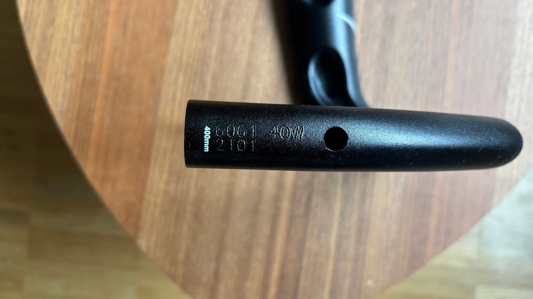 Pezzi di ricambio: Control Tech Cougar Aero Handlebar 40cm Lenkrad, Neuwertig – Usato da Zürich venduto da sza_f79y 7