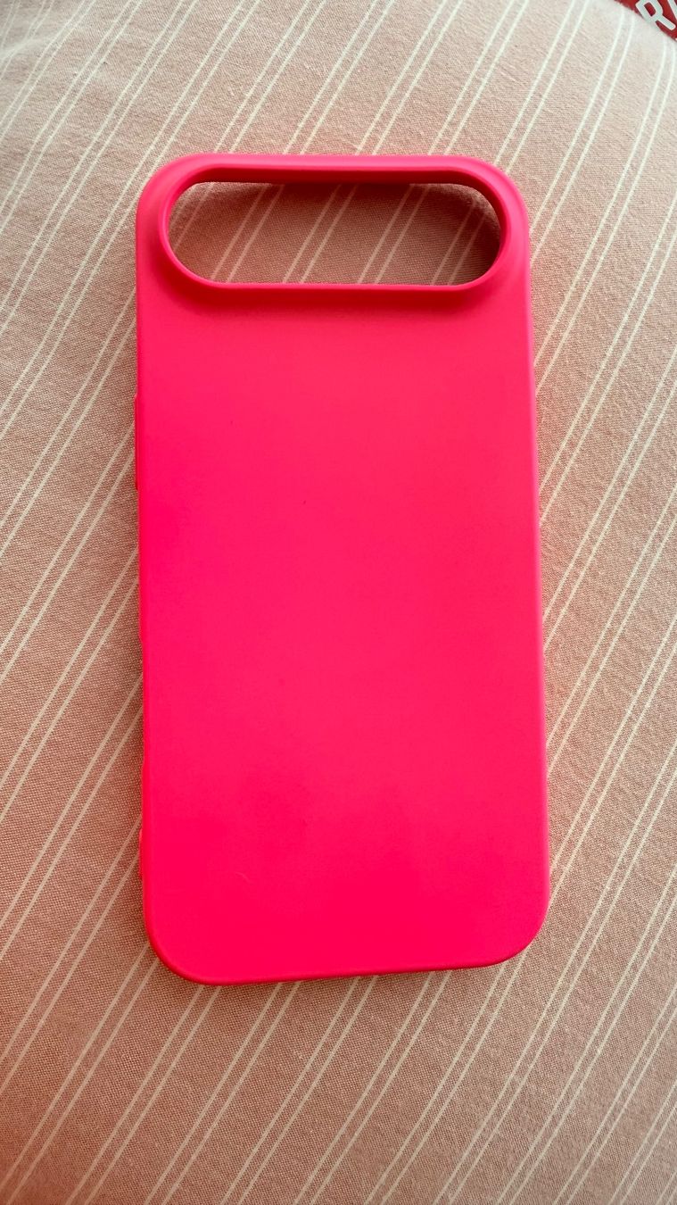Cover & Protezioni schermo: iPhone Air silicone case neon pink – Nuovo (secondo la descrizione) da Frauenfeld venduto da Vanityroom