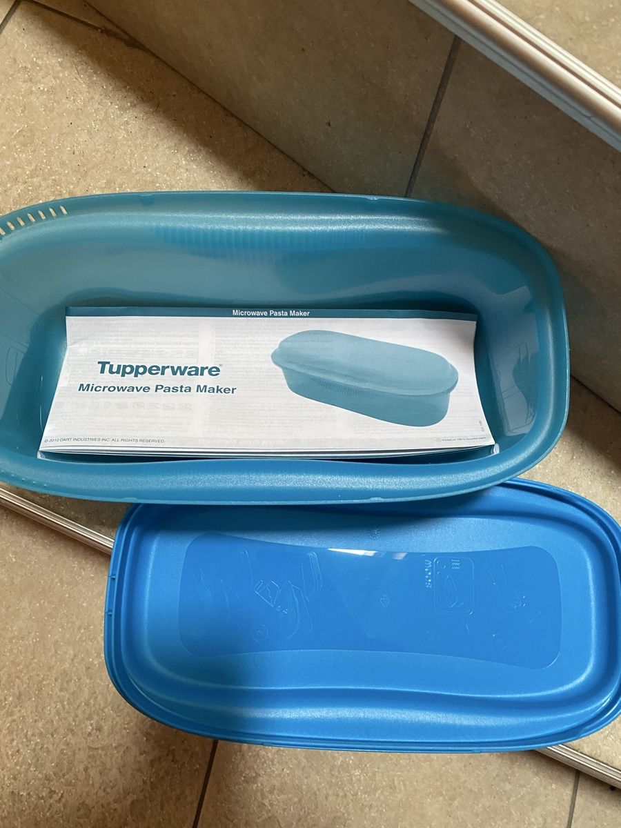 Tupperware Contenitori & Simili: Tupperware Microvap Cuiseur Pâtes Bleu Neuf avec notice – Nuovo e nell'imballaggio originale da rechy venduto da Phil95