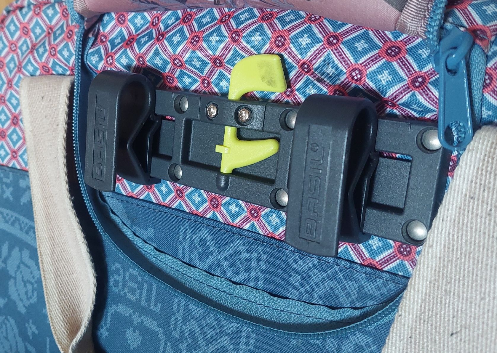 Borse da donna: Fahrradtasche von Basil – Usato da Heimberg venduto da van_95fw 1