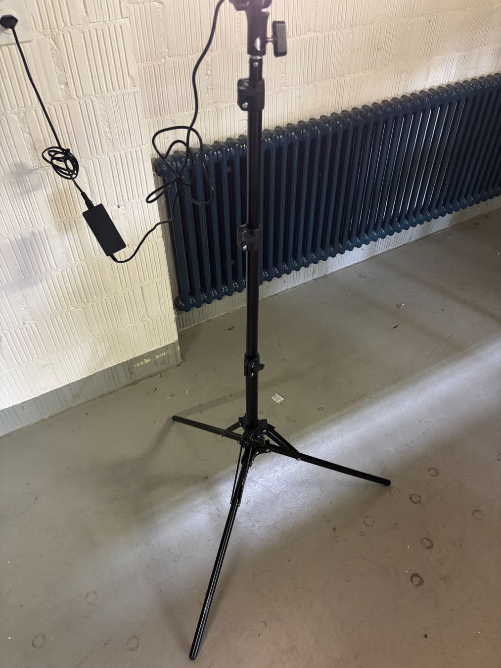 Lampade: Neewer Ringleuchte mit Stativ und Tasche – Usato da Glattbrugg venduto da rentshop.ch 5
