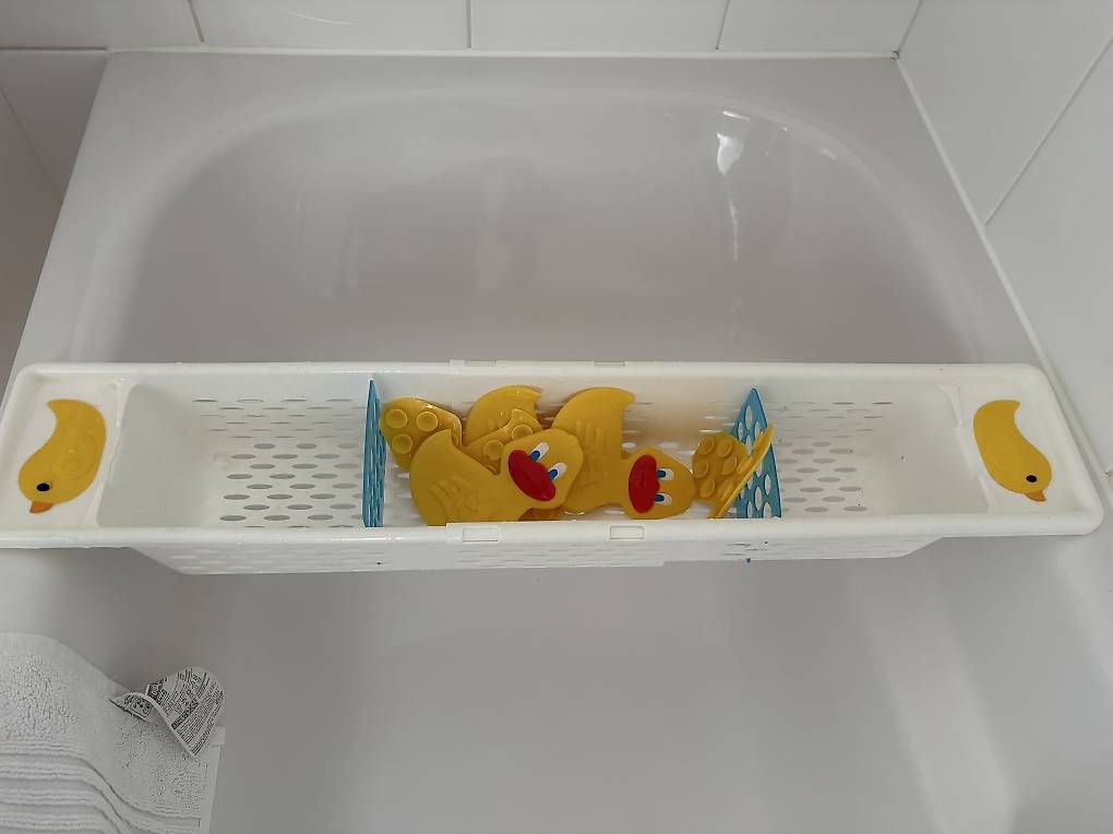 Vasche da bagno: Rangement réglable jouet baignoire  – Usato da Echallens venduto da warnioc