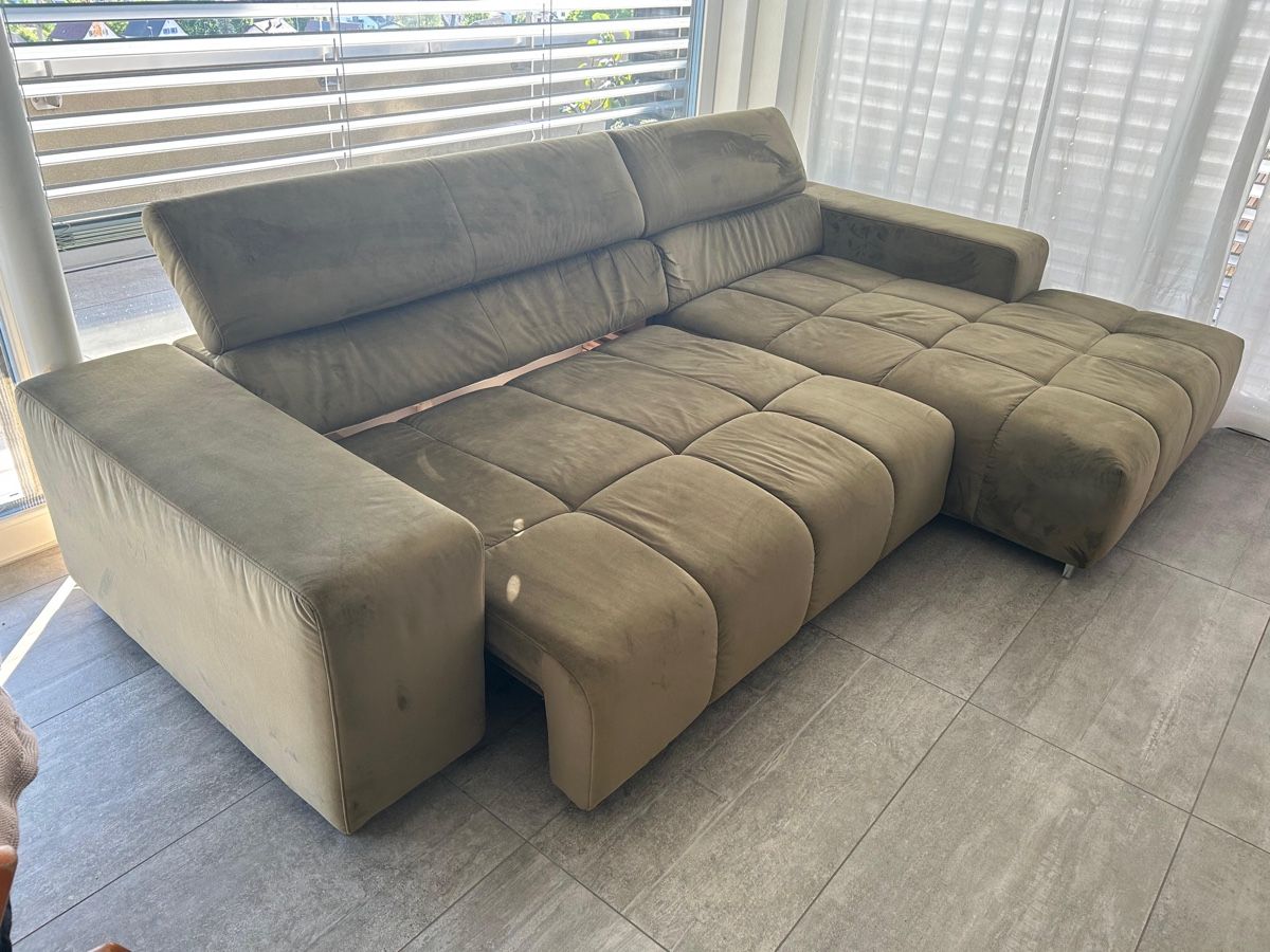 Sofas: Ecksofa olivgrün – Gebraucht aus Gelterkinden von Kikierenda 4