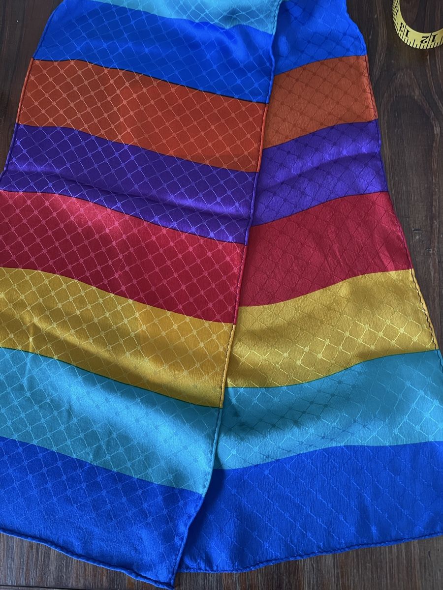 Foulard & Sciarpe: Jolie écharpe multicolore rayé en soie, – Usato da Kloten venduto da Vermicelles 7