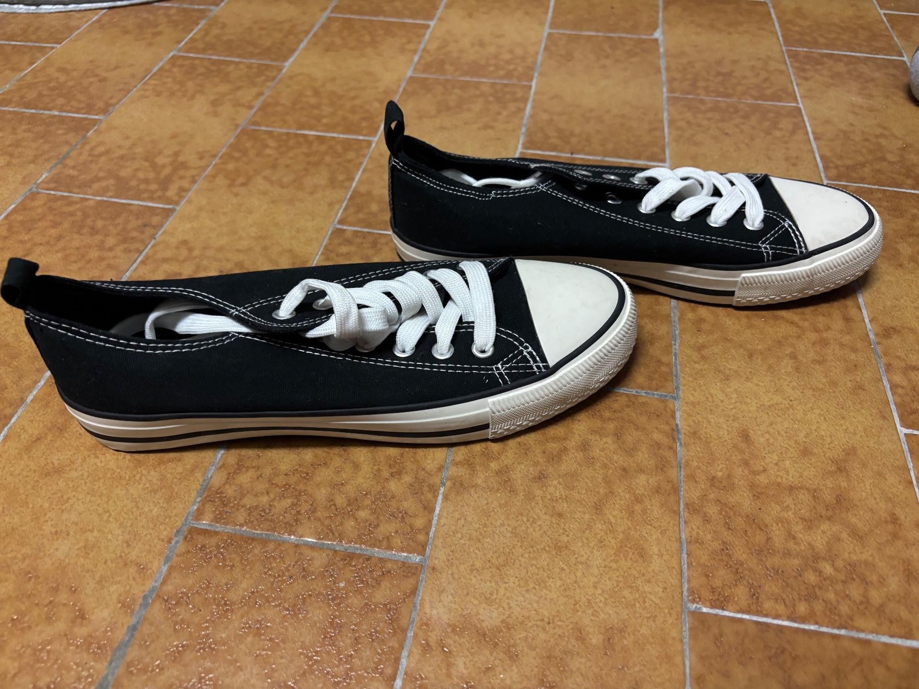 Chaussures hommes: Schuhe – D'occasion à ZOLLIKON par FamilleArleti 2
