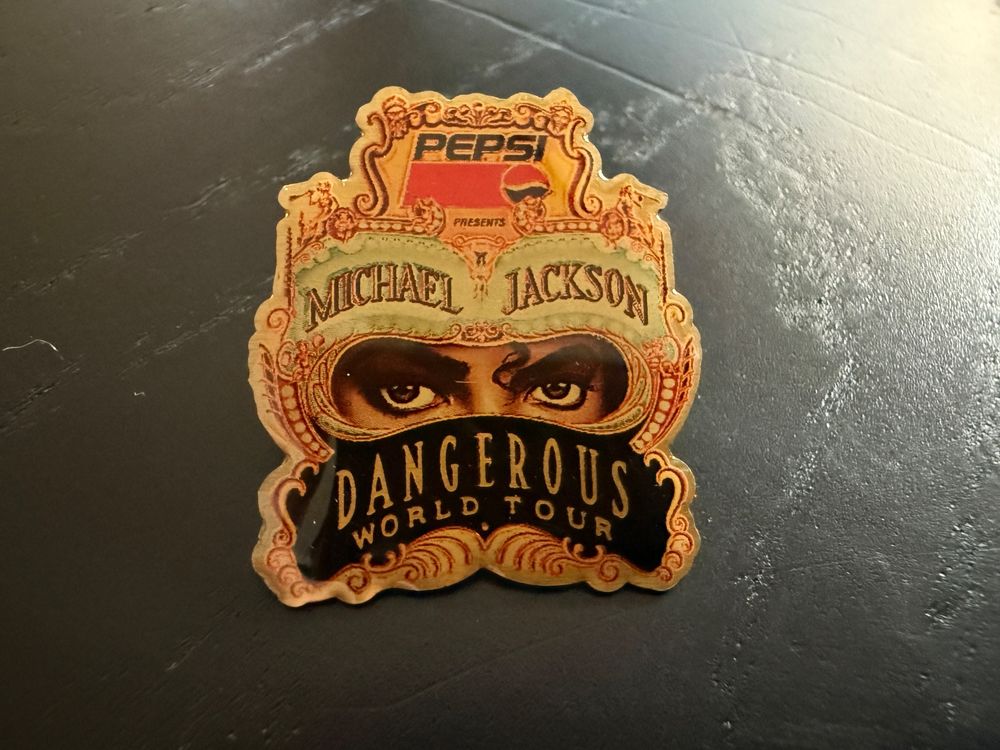 Michael Jackson Pin - Dangerous Tour - Selten! Top (Gebraucht) in ...