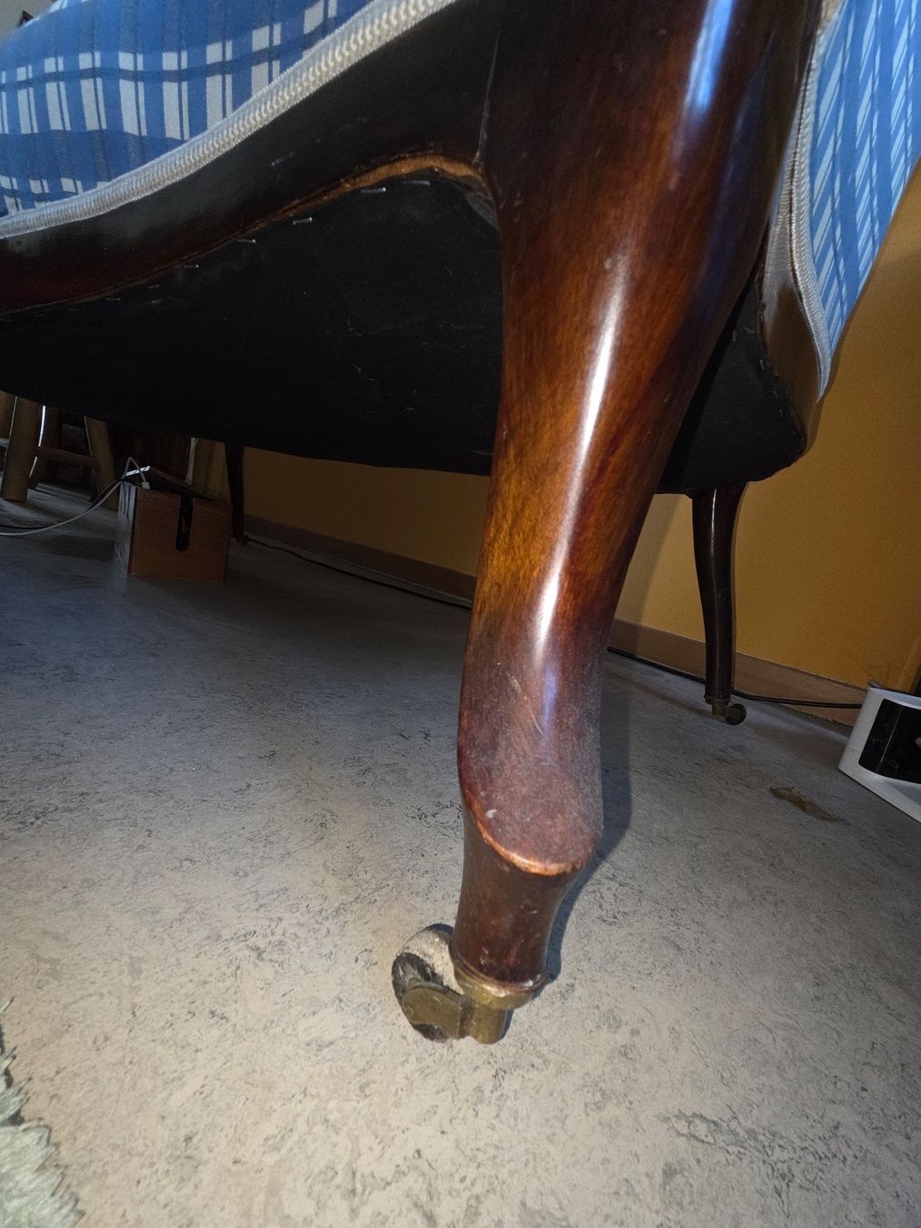 Divani: Antik Louis Philippe Sofa – Usato da Zürich venduto da bar_76tw 2