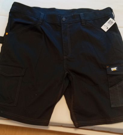 CAT Shorts Herren Schwarz Grösse 36 Neu