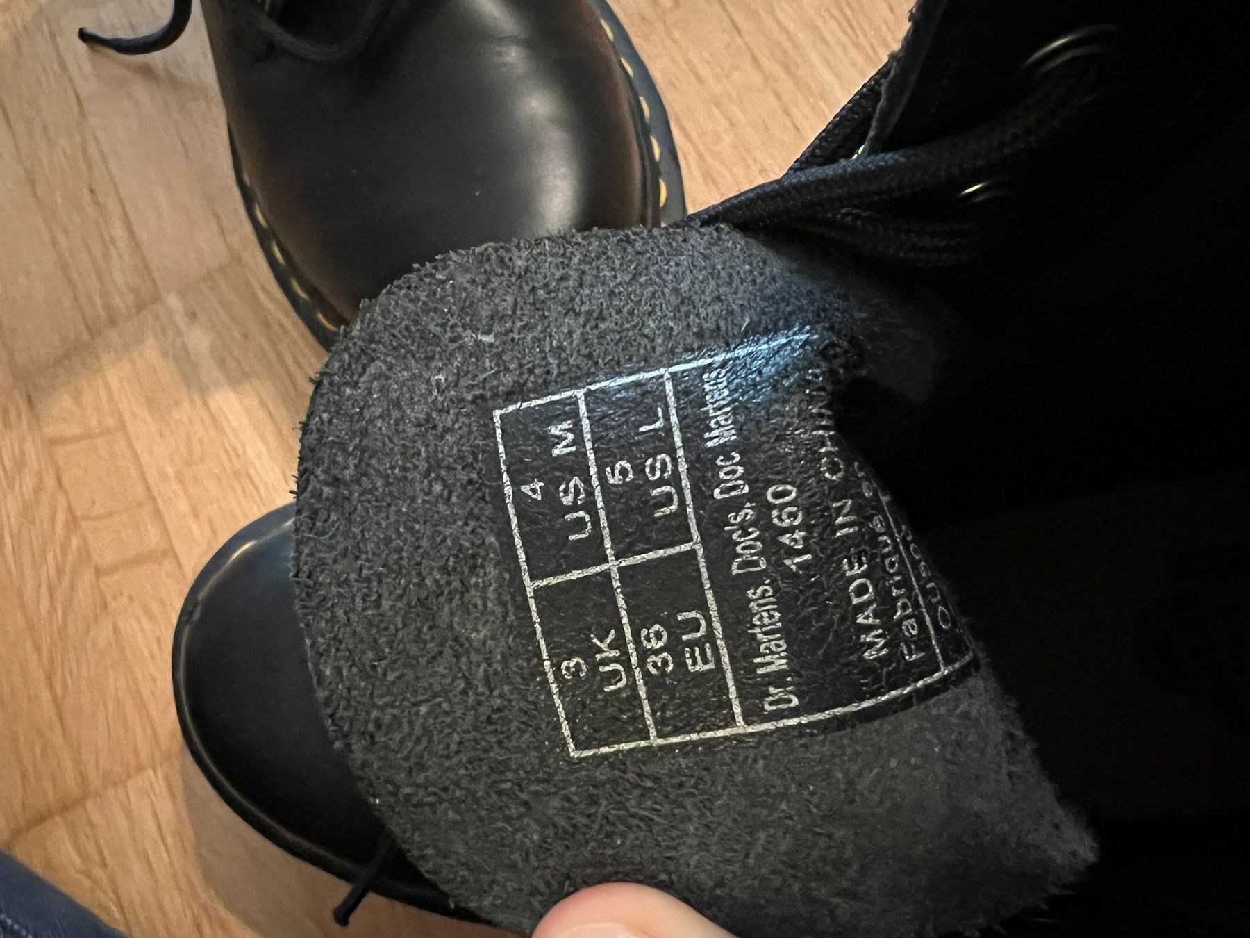 Dr. Martens Scarpe da uomo: Dr. Martens Boots schwarz Gr. 36 – Usato da Zug venduto da gingerale30 4