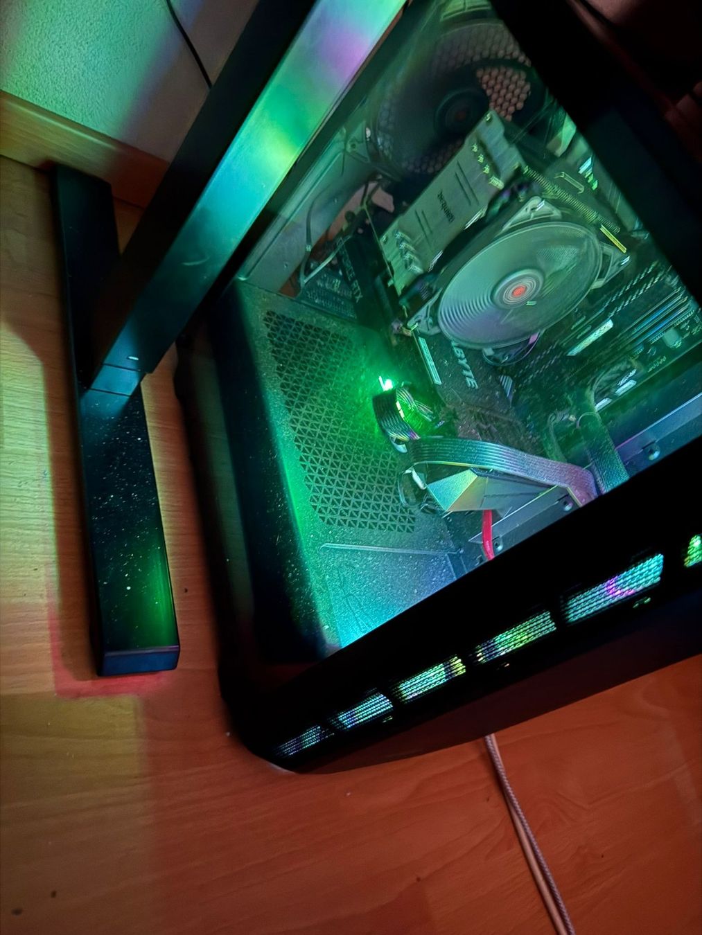 PCs: Gaming pc – Gebraucht aus Zürich von eft_lc7g 1