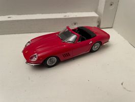 Ferrari 275 GTB cabi  box 1:43