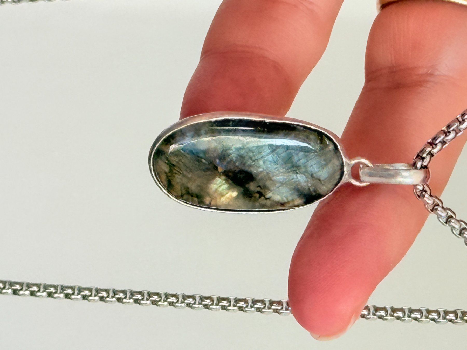 Catenine: Labradorite necklace – Nuovo e nell'imballaggio originale da Genève venduto da AGBERG 7