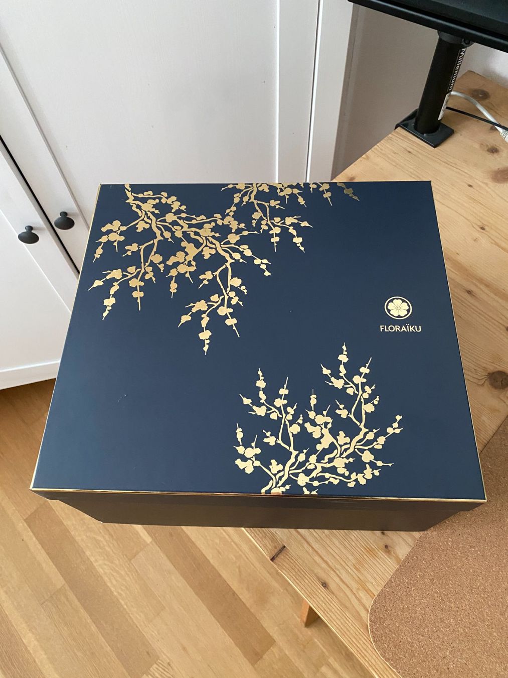 Profumi & Eau de Toilette: Floraiku Paris Set / Exklusiv – Nuovo e nell'imballaggio originale da Zürich venduto da berebol 8