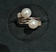 bague or blanc 18k,sertie de diamants et perles