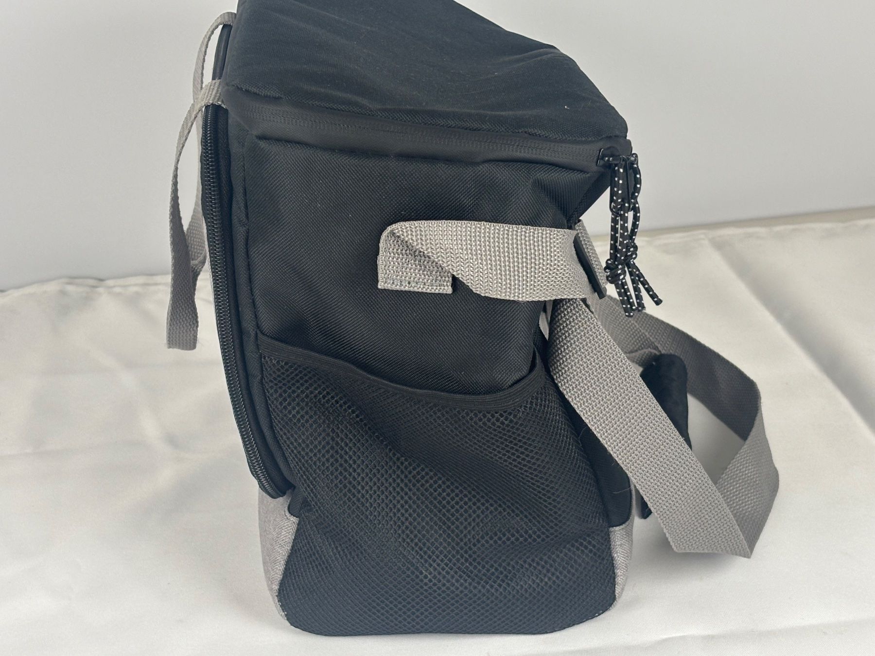 Borse: Esslinger Kühltasche schwarz-grau – Usato da Wettingen venduto da Wendemarket 3