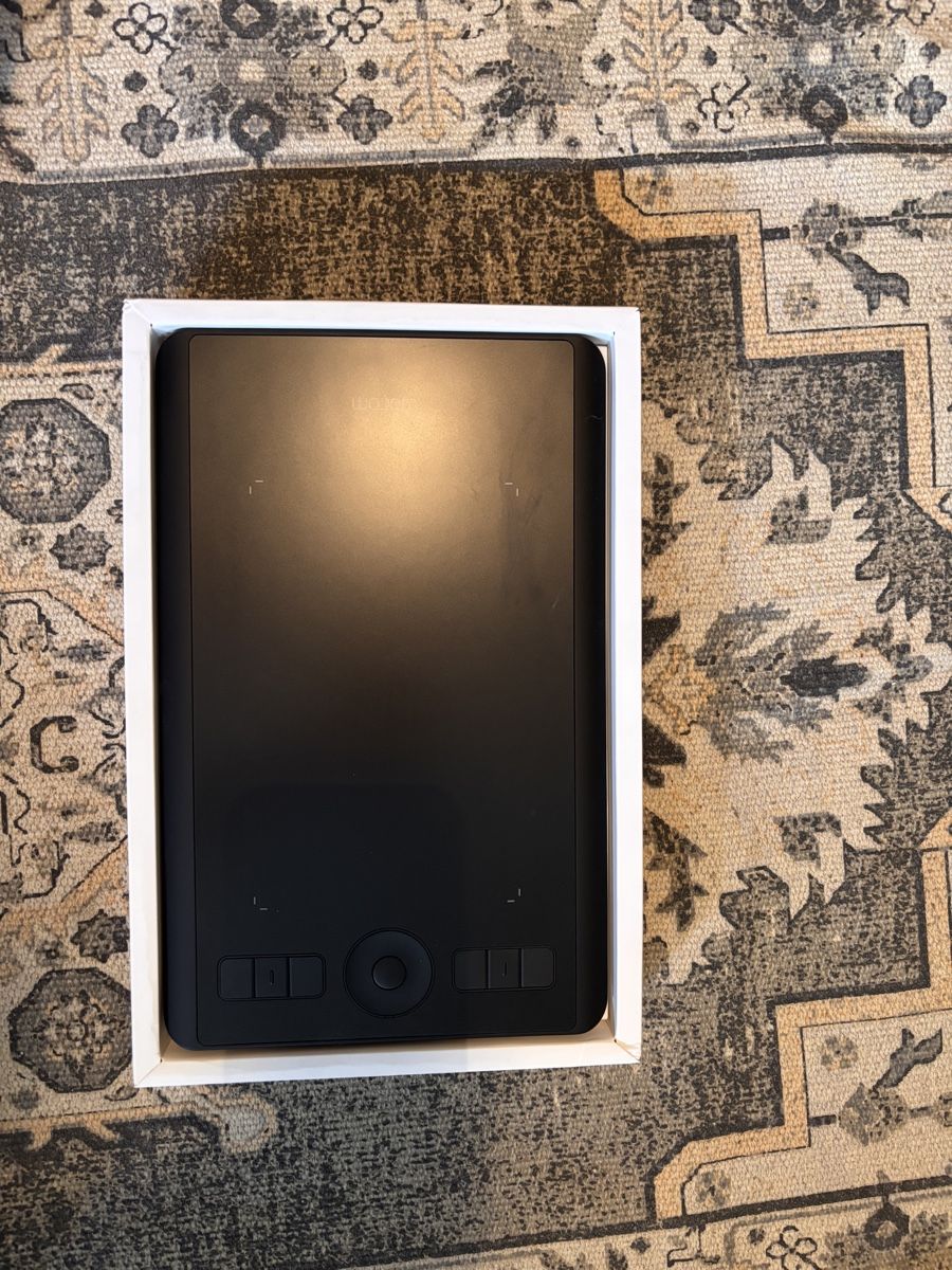Wacom Tablet PC: Wacom Intuos Pro M Grafiktablett – Usato da Thalwil venduto da floh_biss161 2