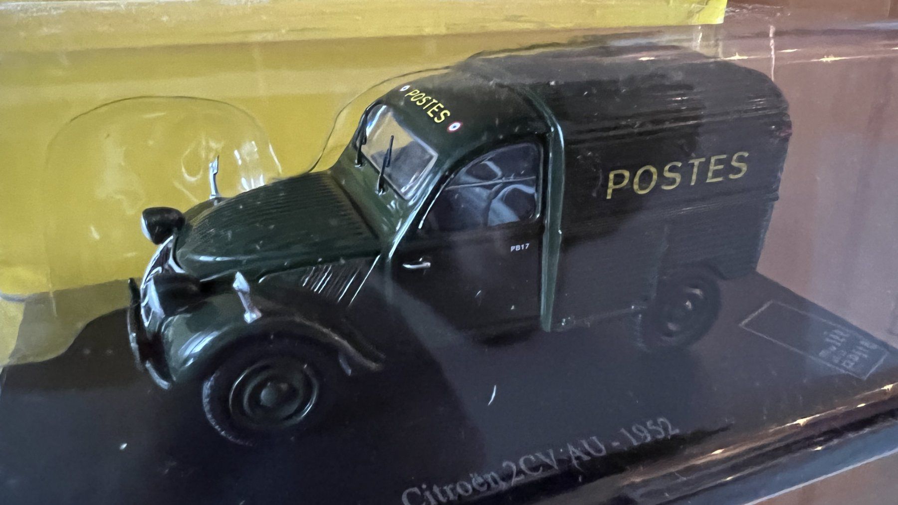 Citroën Modellautos: Citroen 2CV AU 1952 La Poste 1/43 – Neu und originalverpackt aus Meilen von rdv_n7s9 1