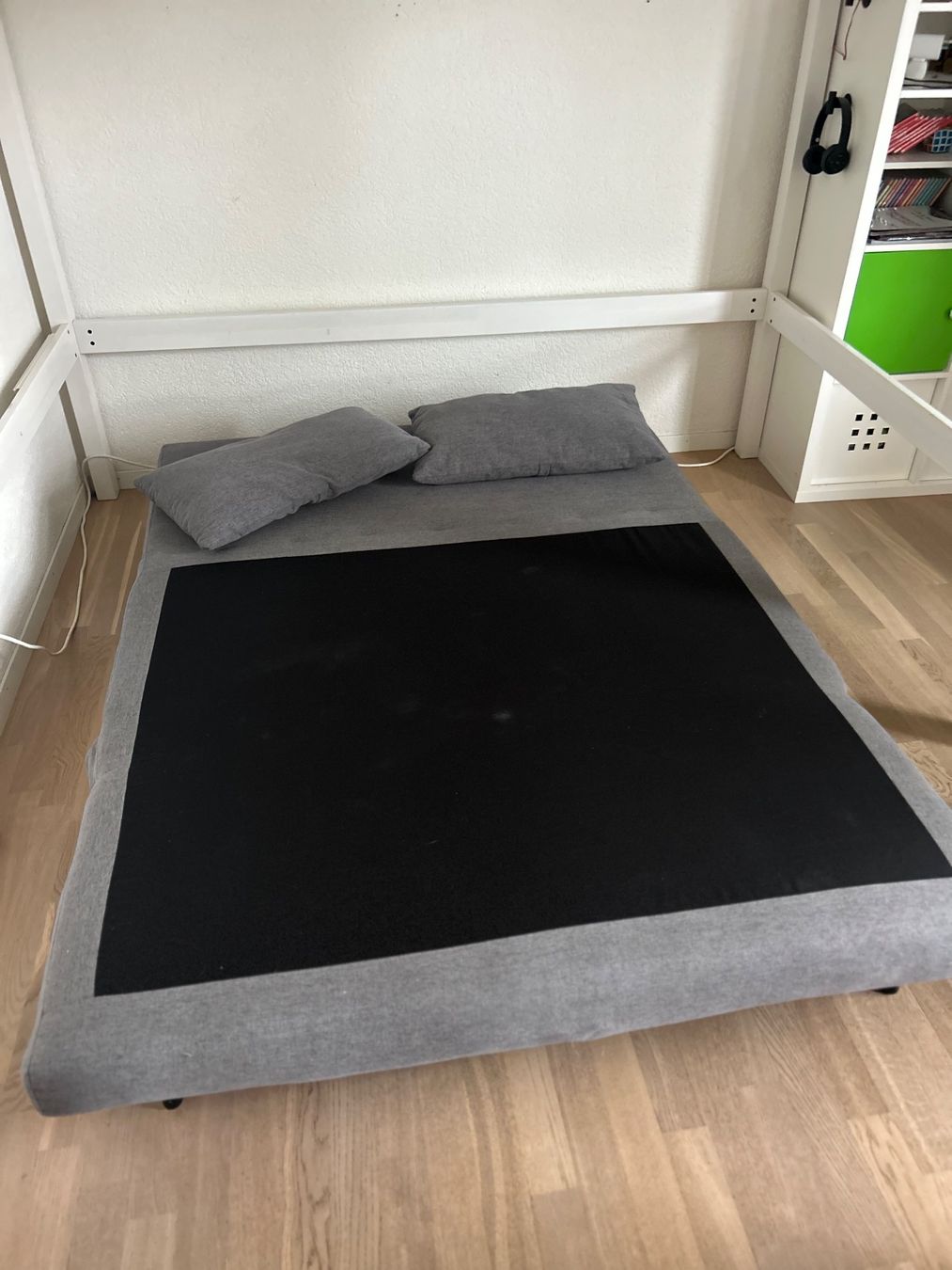 Micasa Sofas: Bettsofa 140x200 – Gebraucht aus Siebnen von Surrlisum 2