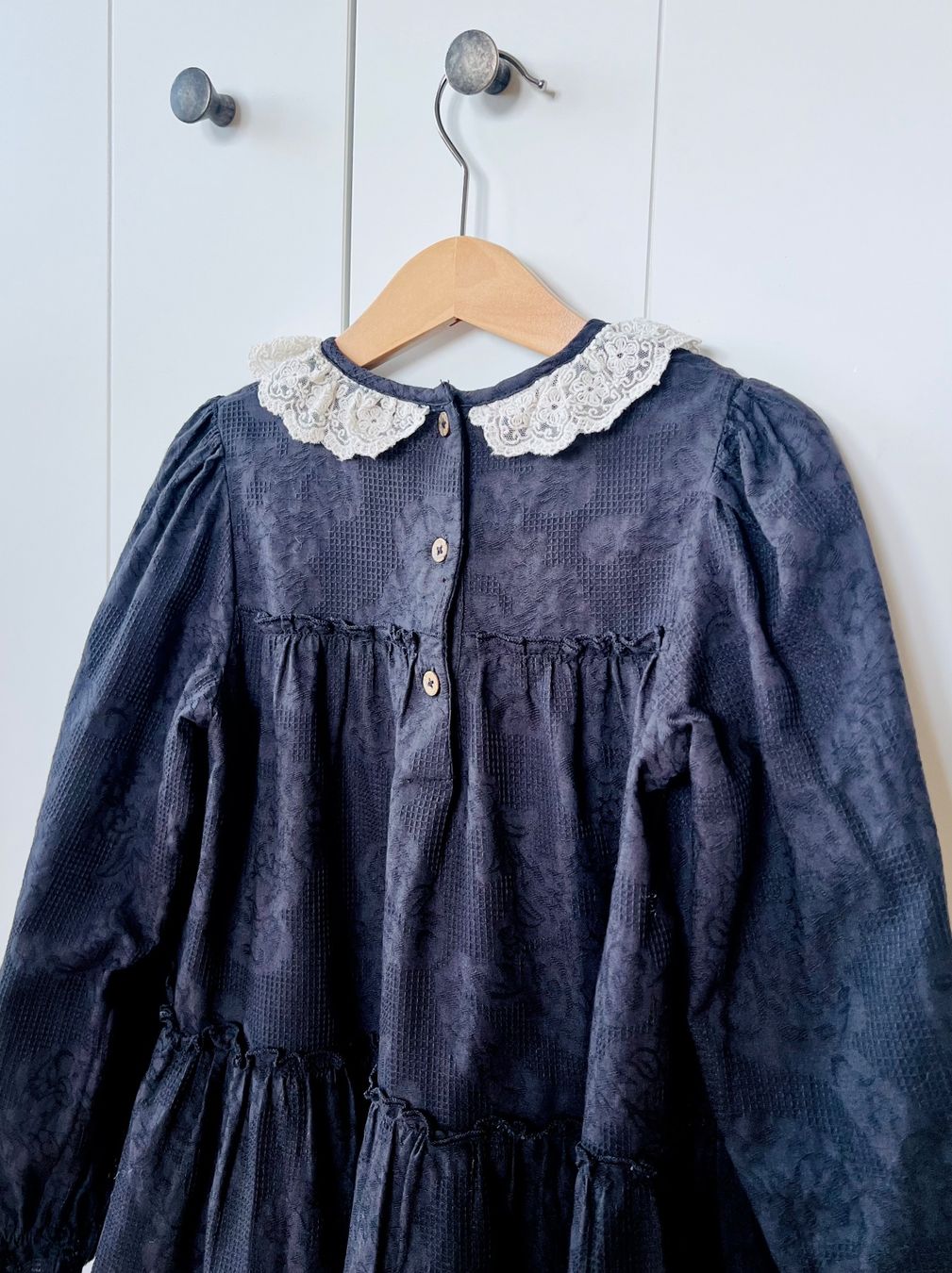 Vestiti & Gonne: Newbie 122 elegant schwarz Spitze – Usato da Burgdorf venduto da rulan 3