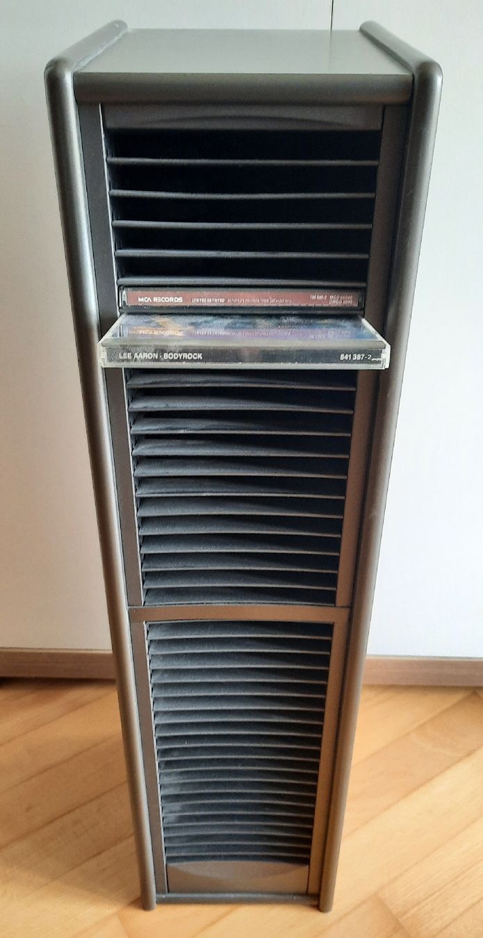Racks & Cavalletti: CD Gestell für 40 Stück – Usato da Uerkheim venduto da marlus01 1