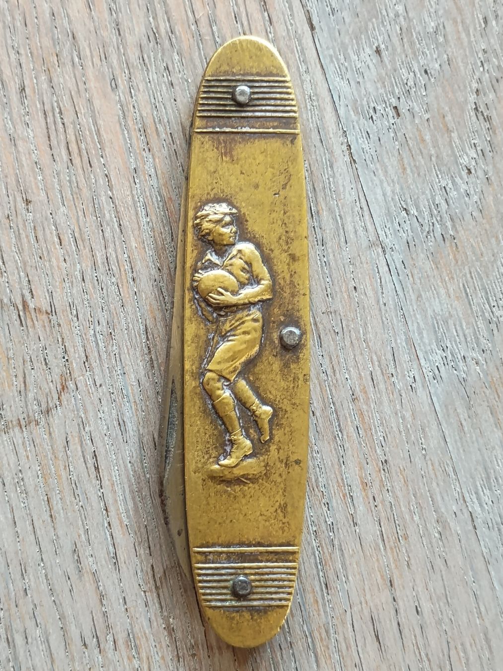 Couteaux de poche: Sackmesser  – D'occasion à Kirchlindach par Chantalone