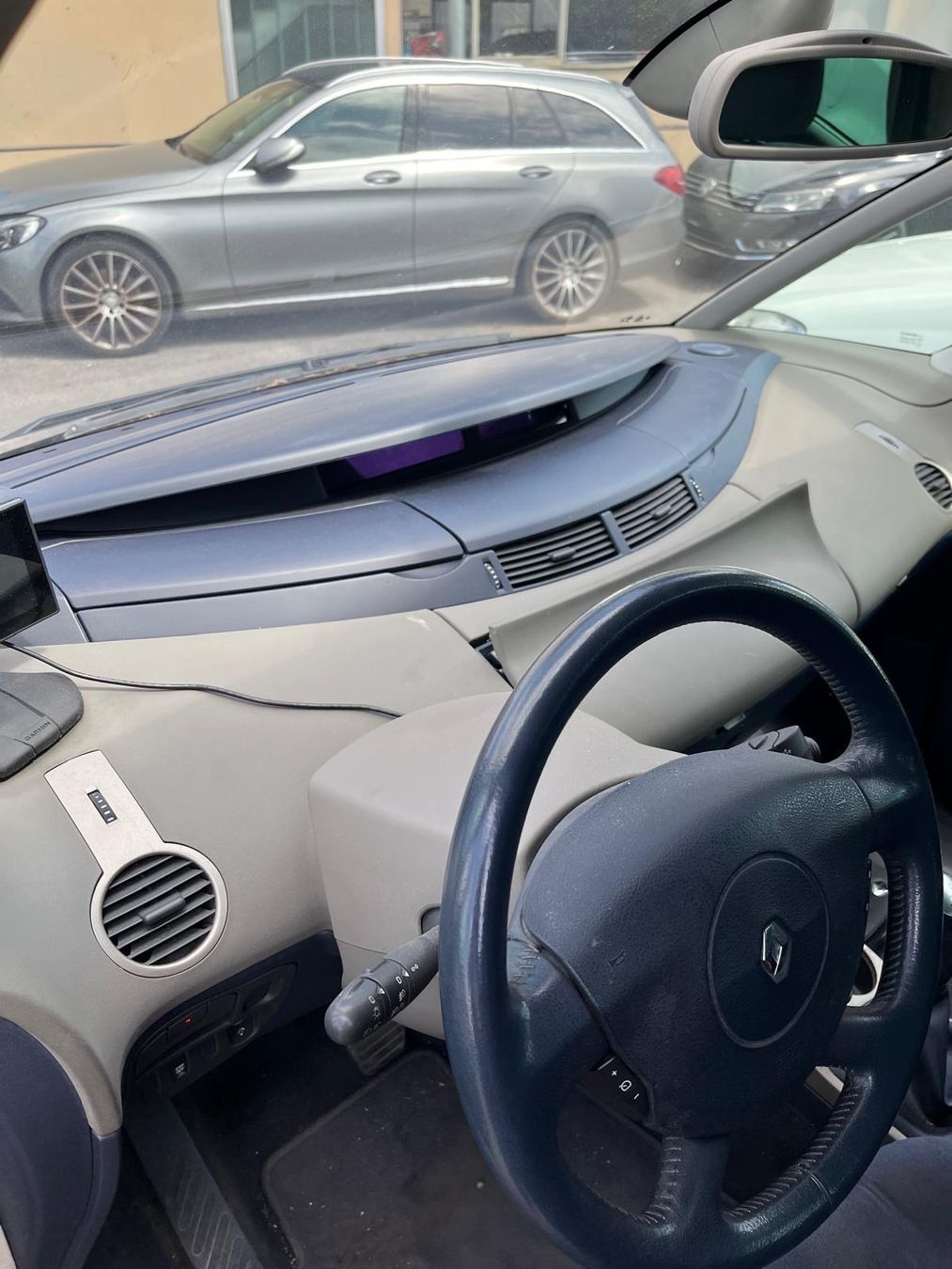 Renault Automobili: Renault Espace 3.5 V6 – Usato da Heimenschwand venduto da source69 3
