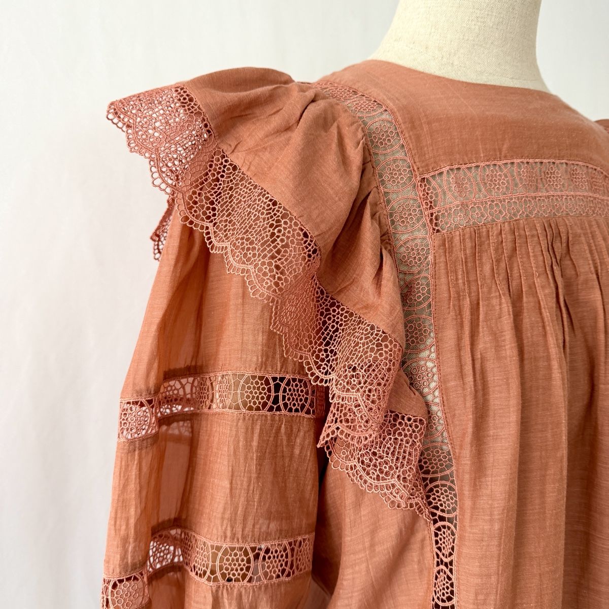 Chemisiers: MAGALI PASCAL Blouse – Neuf (Voir description) à Freienbach par Avviivva_Shop 2