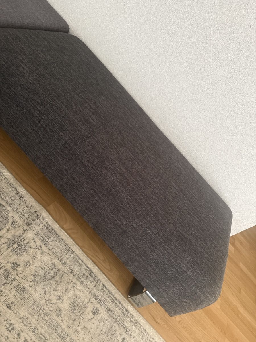 Divani: Bequemes Sofa Element in Anthrazit, Top Zustand! – Nuovo (secondo la descrizione) da Zürich venduto da ari_n5ns 1