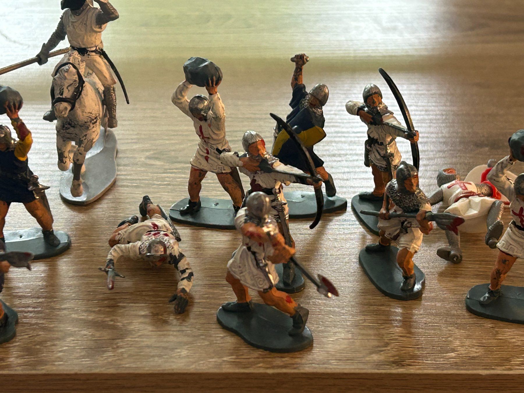 Statuette: RitterFiguren-Set,  Mittelalter, gut erhaltene ... – Usato da Schafisheim venduto da Ducati57 3