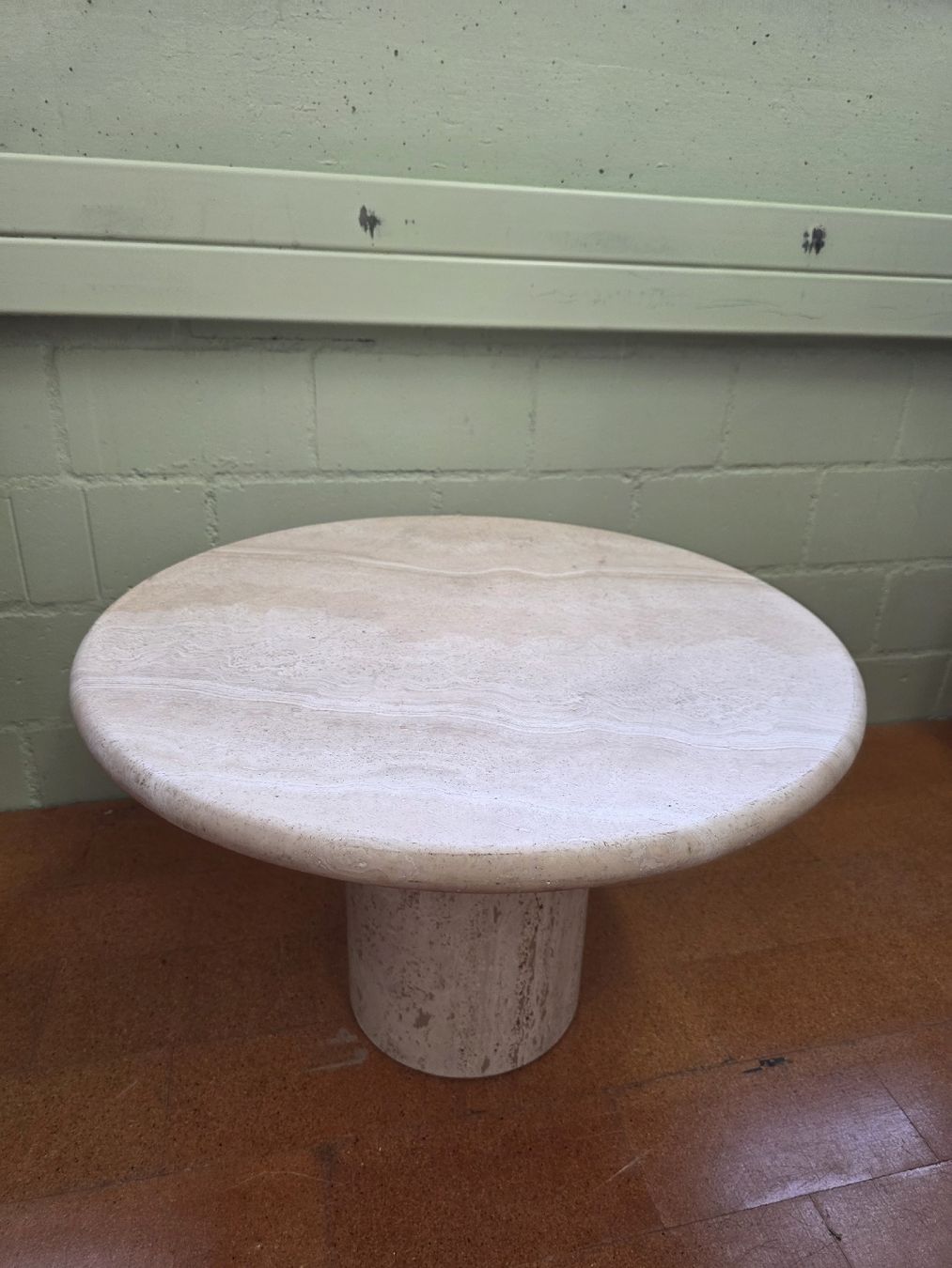 Tavoli: Designer Couchtisch aus Travertin  – Usato da Lichtensteig venduto da Polsterwerk 2
