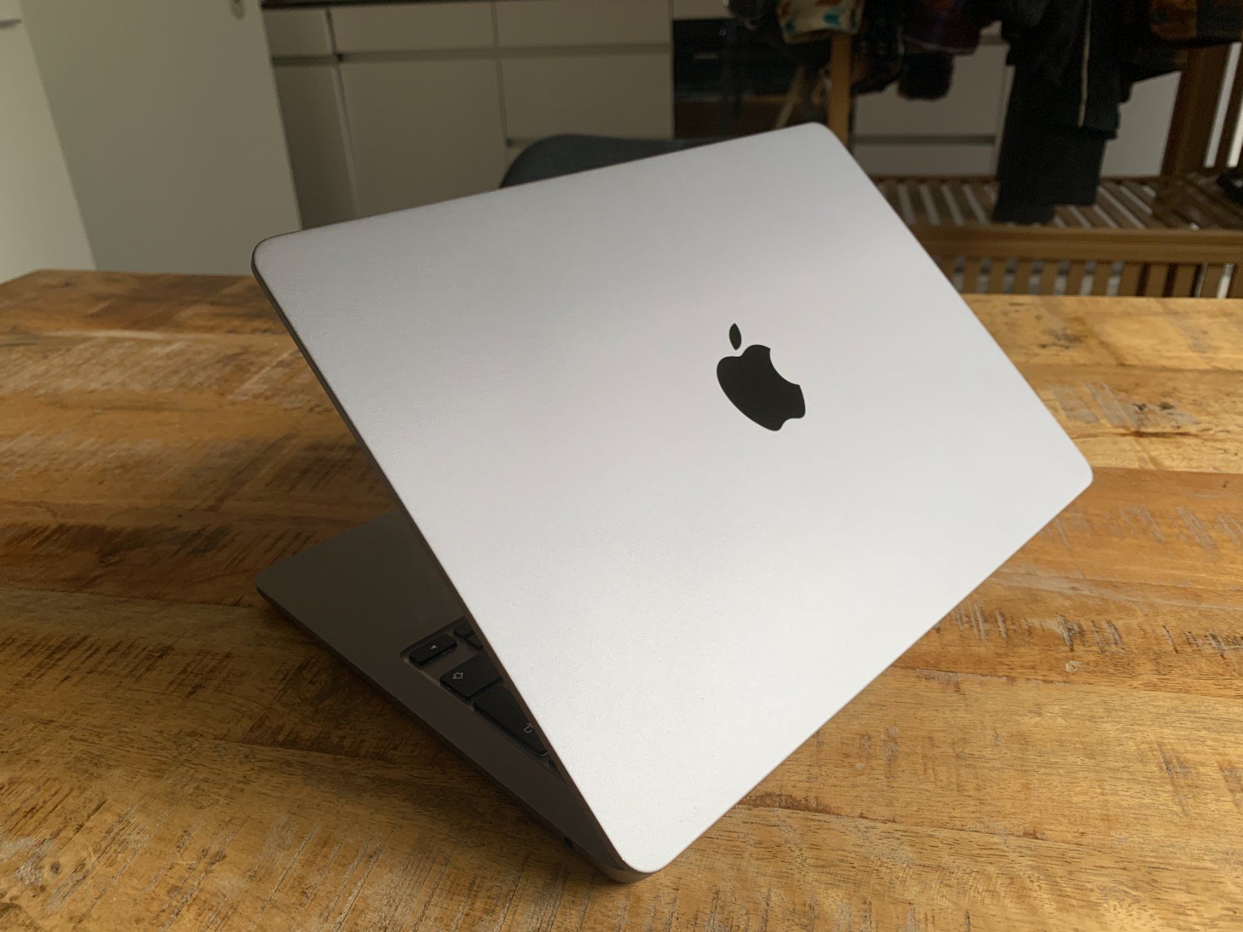 Apple Notebook: MacBook Air | M2 | 2022 – Nuovo (secondo la descrizione) da Bern venduto da Sid.M 5
