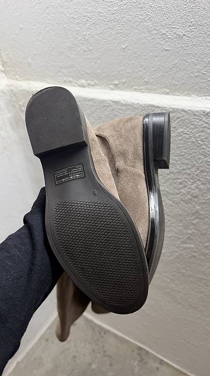 Scarpe da donna: Overknees Taupe Gr. 39 – Usato da Bern venduto da sshueli 3
