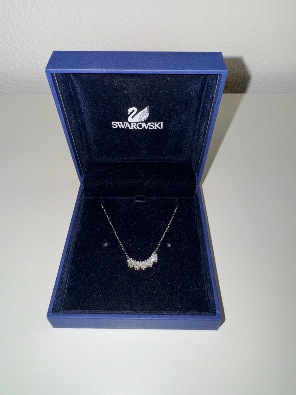 Swarovski Catenine: SWAROVSKI Halskette silber – Nuovo e nell'imballaggio originale da Zürich venduto da sel_w5sd